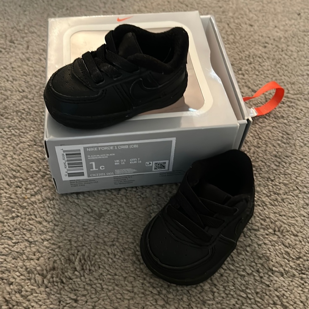 Baby Nike Air Force 1 crib